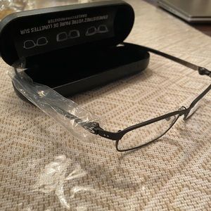 Brand new Oakley men’s eyeglass’s
